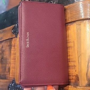 Lark & Ives burgundy wallet maroon